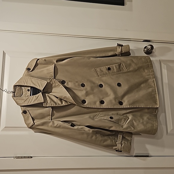 Mens Banana Republic trenchcoat. Medium - Picture 3 of 4